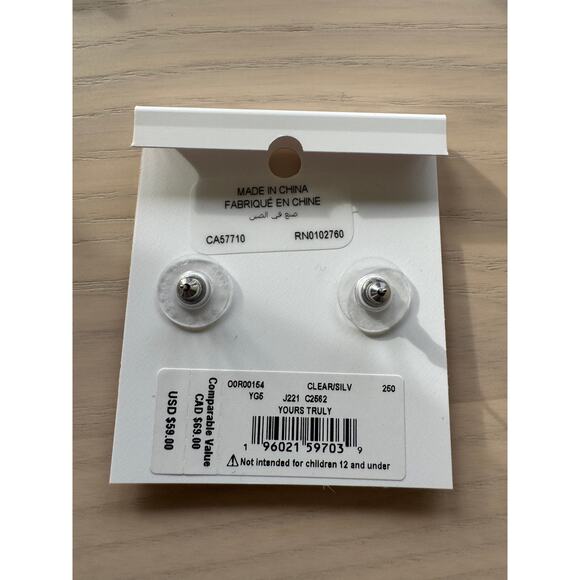 NWT Kate Spade Yours Truly Pave Heart Studs Clear/Silver $60 - Picture 2 of 4